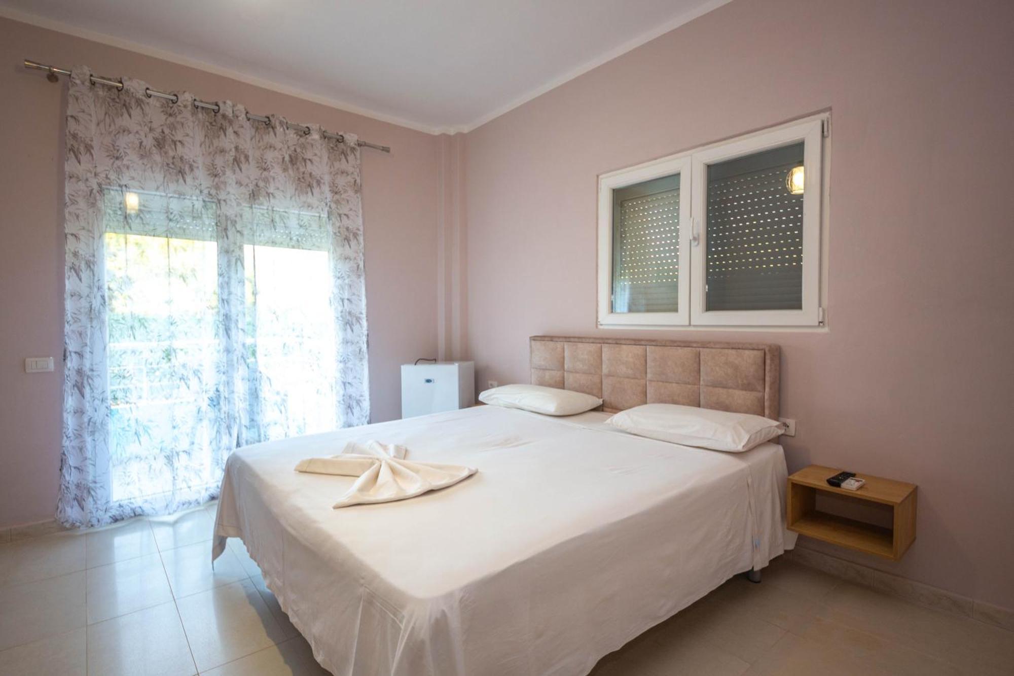 Blu Horizon Hotel Gjipe เดอร์มี ภายนอก รูปภาพ