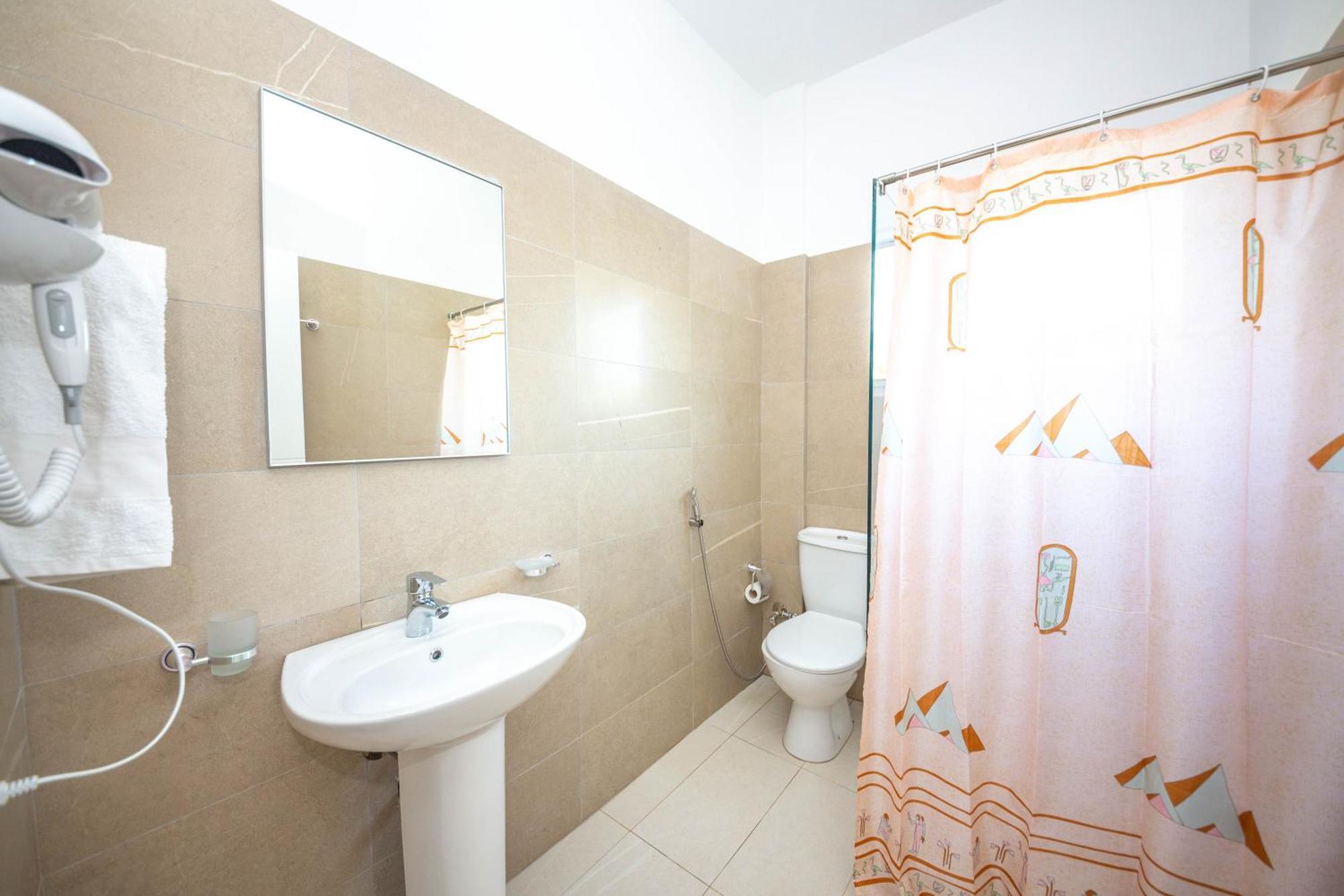 Blu Horizon Hotel Gjipe เดอร์มี ภายนอก รูปภาพ